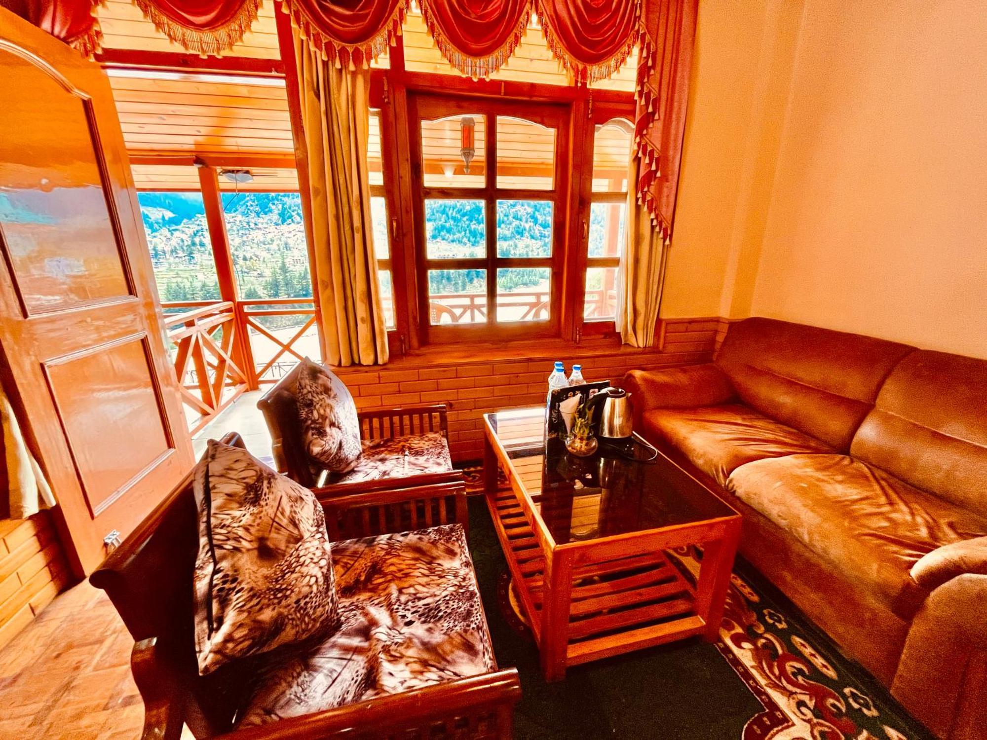Hotel Hollywood Vibes #Riverview #Premium Rooms #Prime Location #Most Awarded #Parking #Top Rated #Open Terrace #Lawn #Best Selling Hotel In Manali Exterior photo
